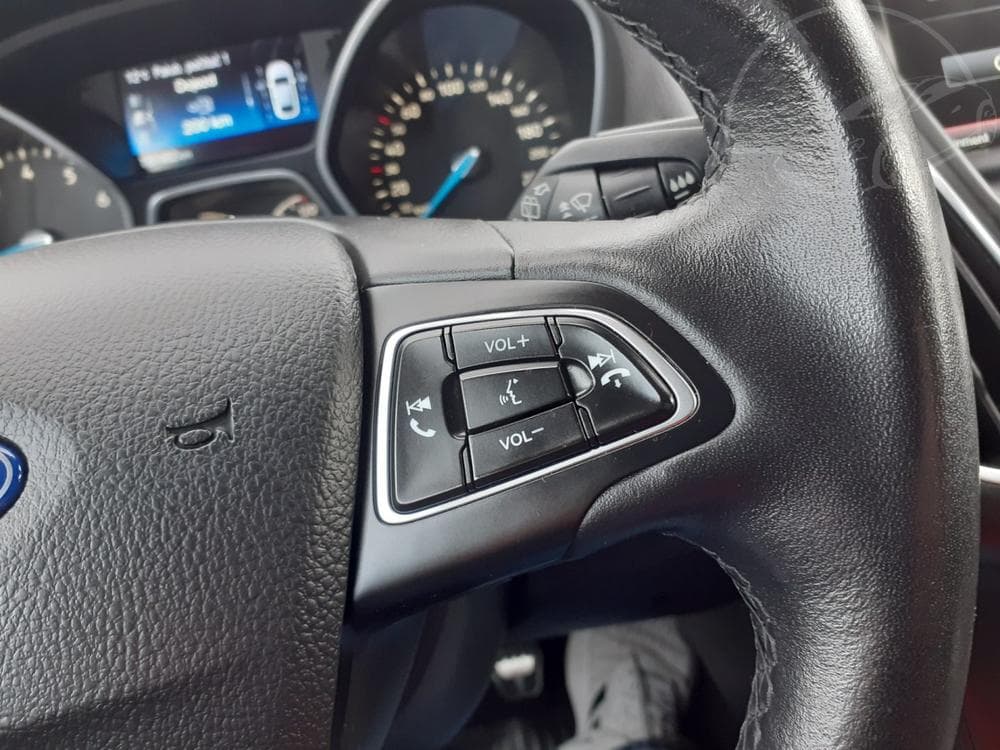 2015 Ford FOCUS - 10