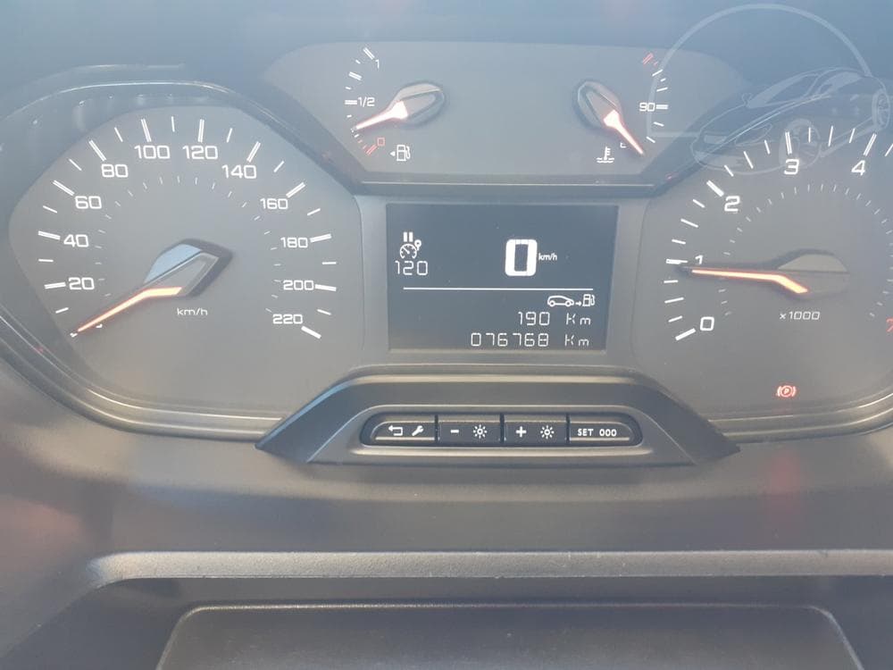 2021 Peugeot Partner - 10