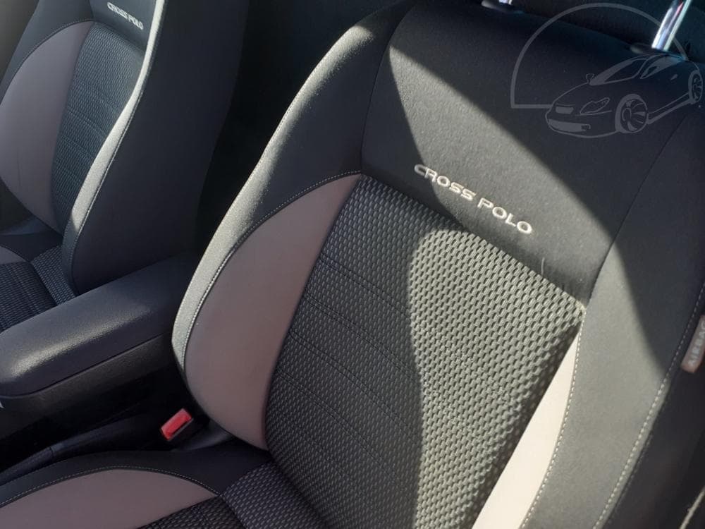 2011 Volkswagen POLO - 11
