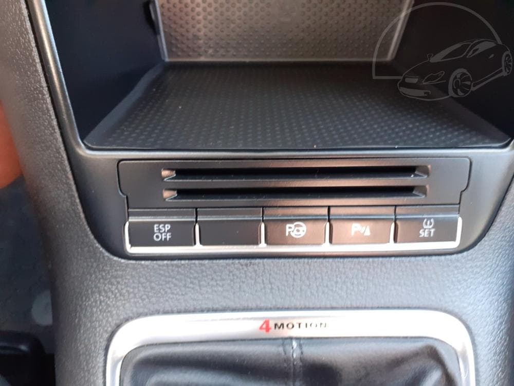 2009 Volkswagen TIGUAN - 11