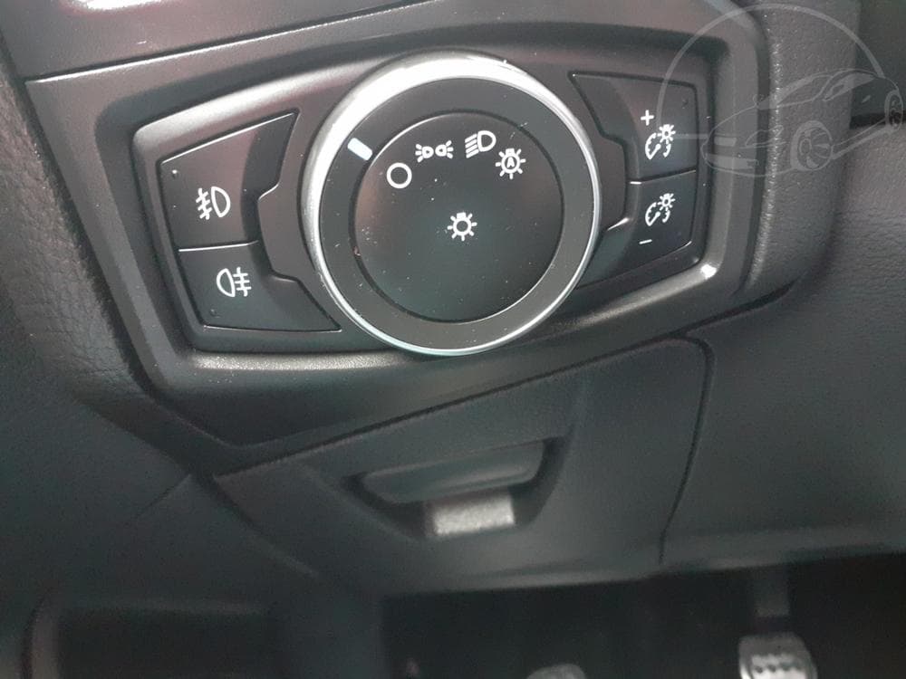2015 Ford FOCUS - 12