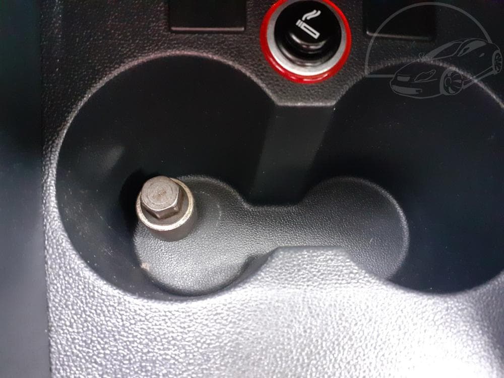 2012 Volkswagen POLO - 12