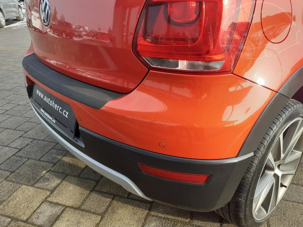 2012 Volkswagen POLO - 17