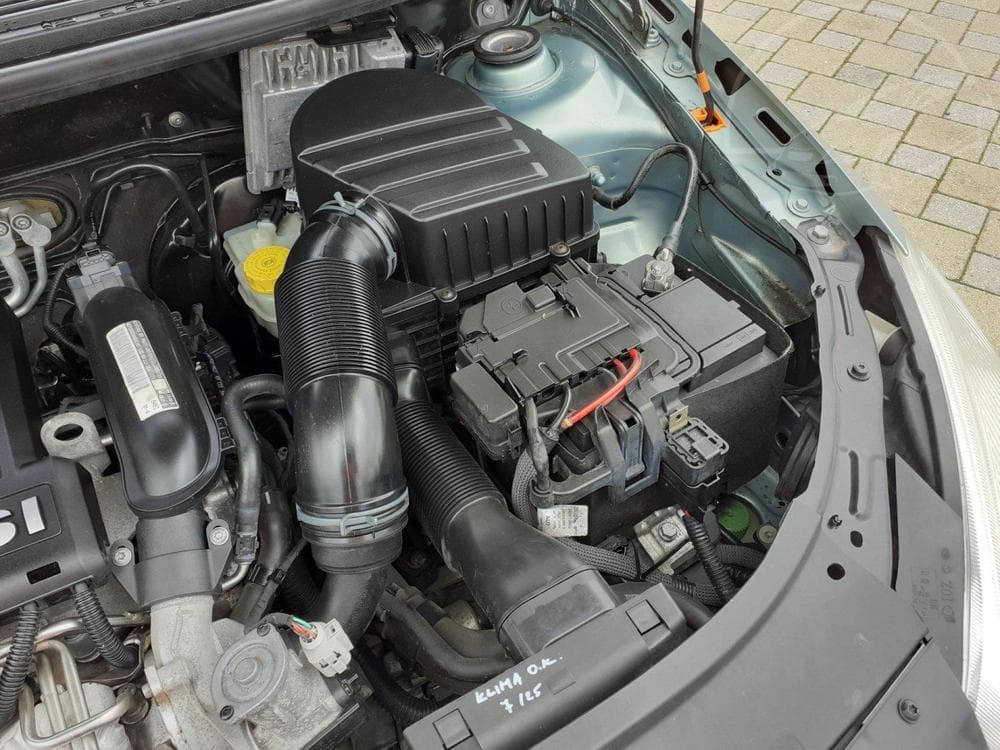 2010 Škoda FABIA - 18