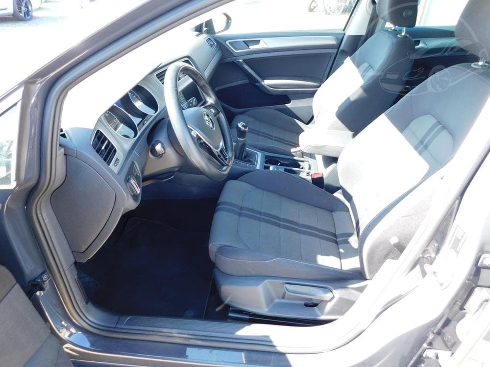 2015 Volkswagen GOLF - 19
