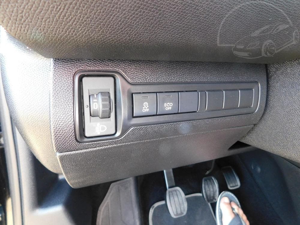 2015 Peugeot 308 - 20
