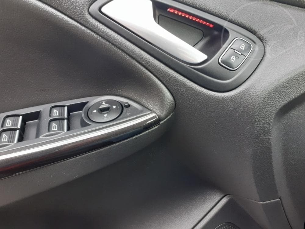 2015 Ford FOCUS - 20