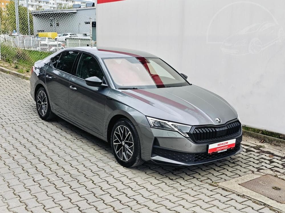 2025 Škoda OCTAVIA - 13