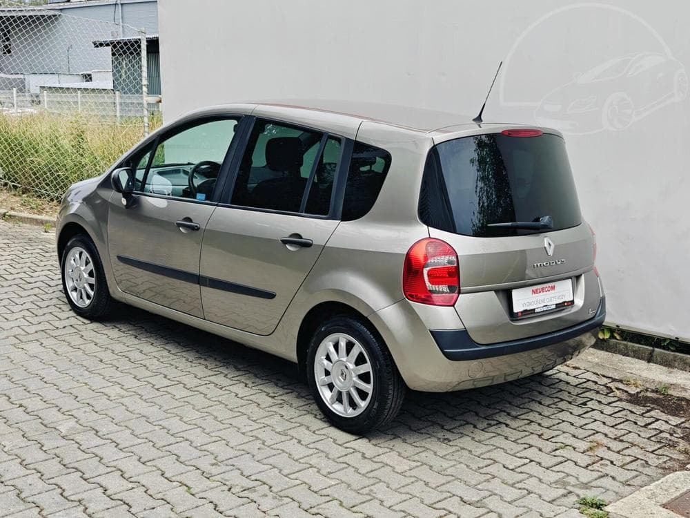 2009 Renault MODUS - 8