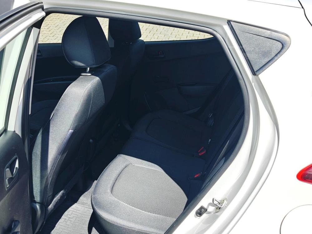 2018 Hyundai i10 - 14
