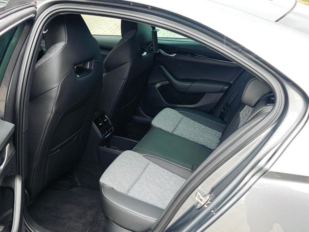 2025 Škoda OCTAVIA - 43