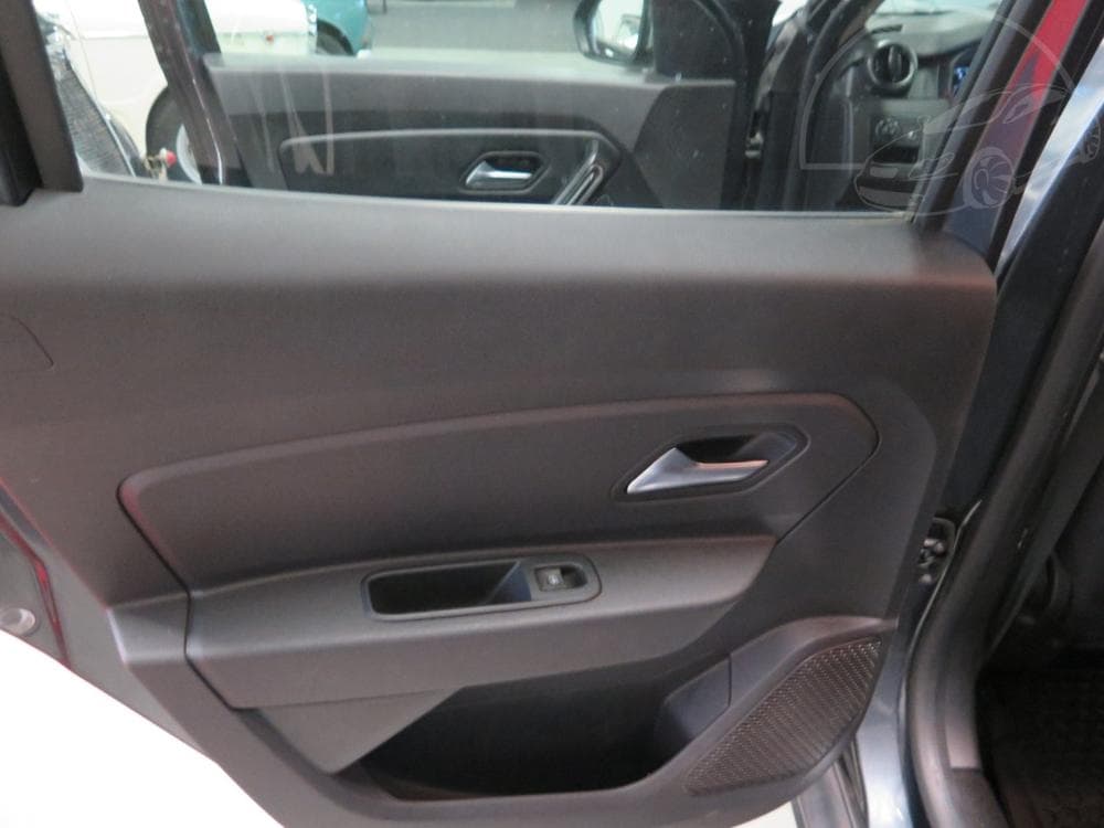 2019 Dacia Duster - 17