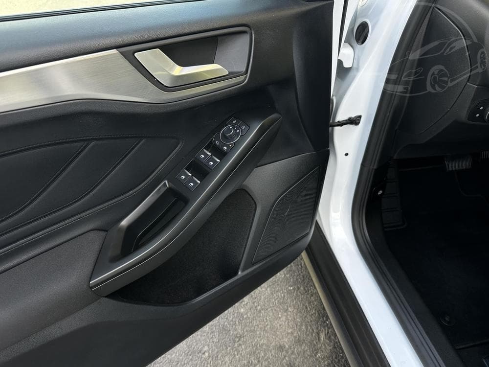 2024 Ford FOCUS - 9