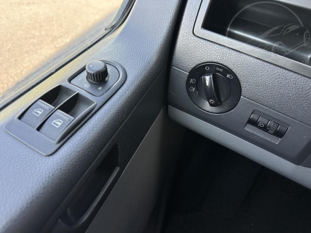 2006 Volkswagen TRANSPORTER - 16