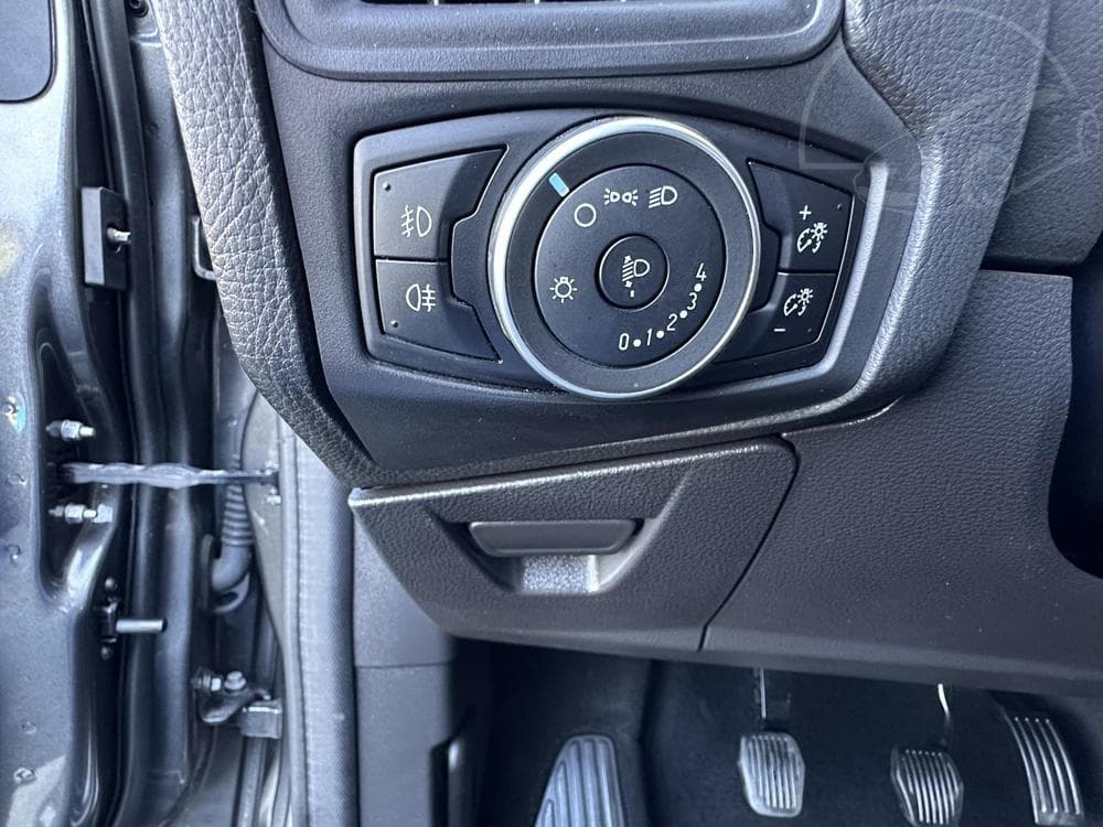 2015 Ford FOCUS - 21