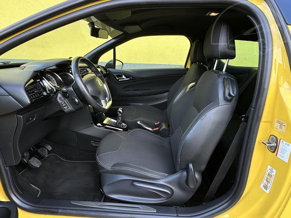 2010 Citroen DS3 - 7