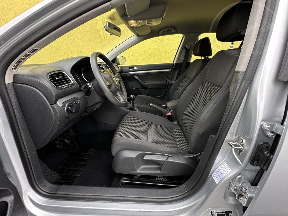2012 Volkswagen GOLF - 8