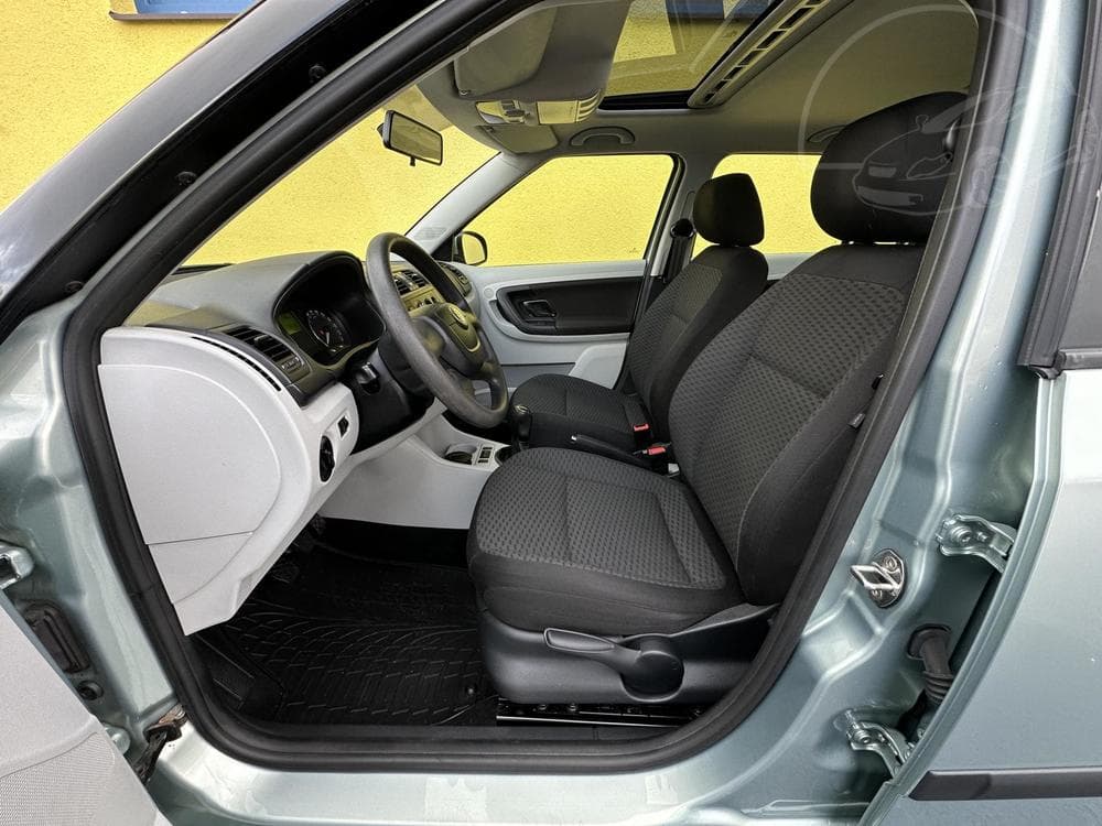 2011 Škoda FABIA - 9