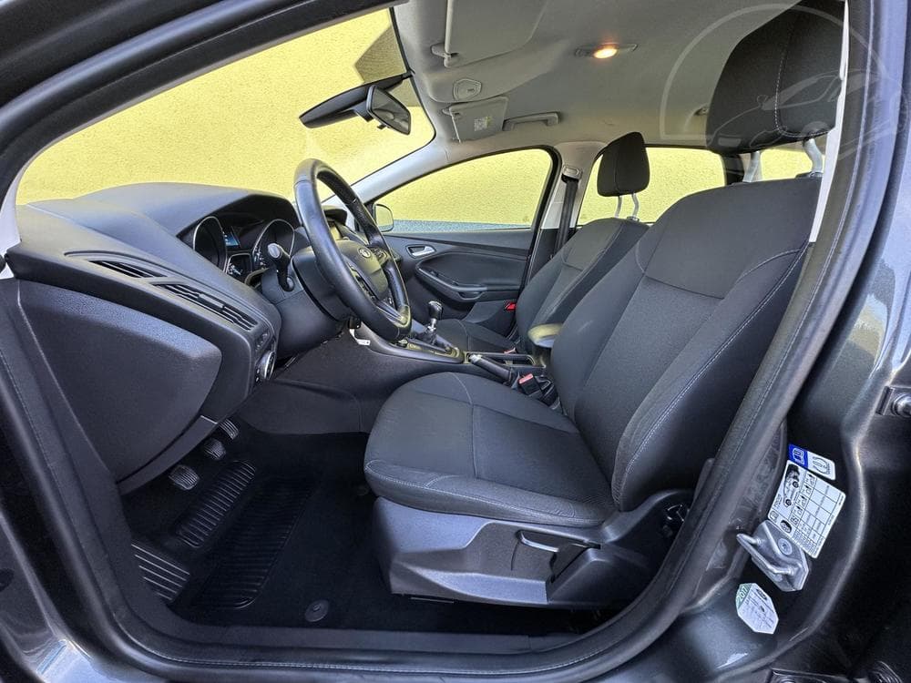 2015 Ford FOCUS - 33