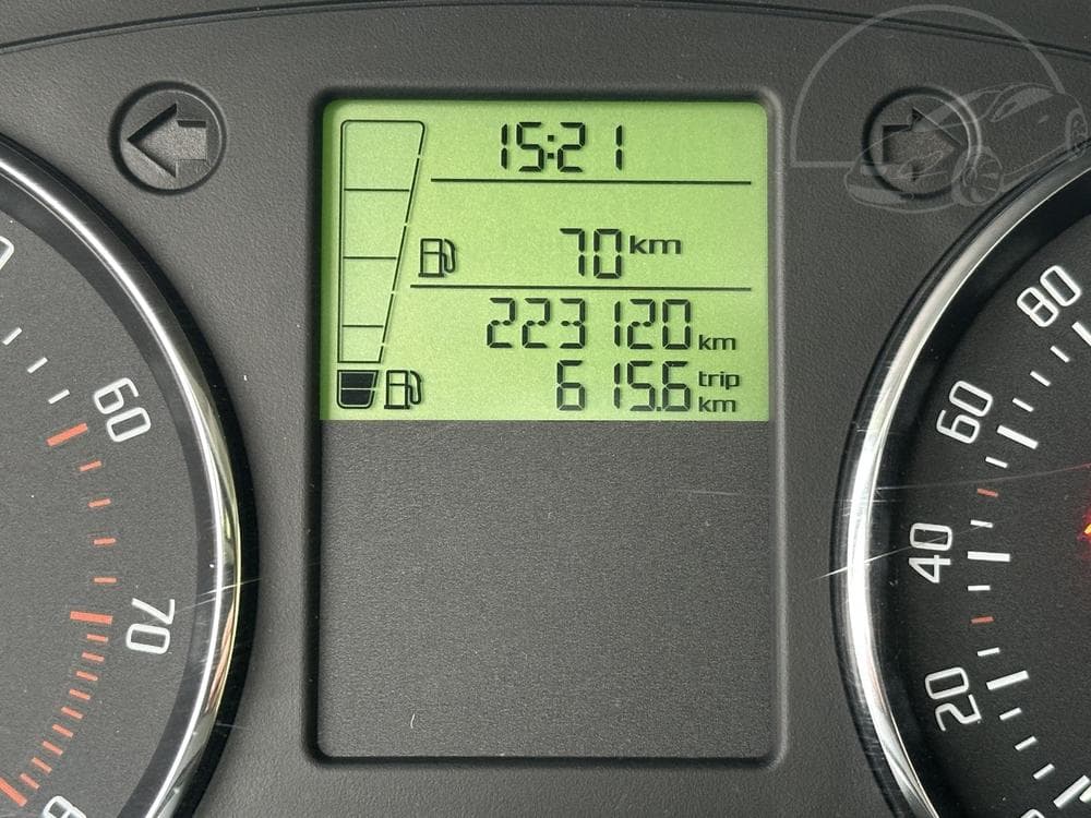 2011 Škoda FABIA - 10