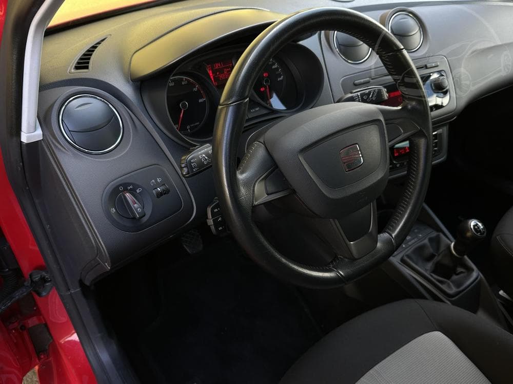 2012 Seat IBIZA - 11