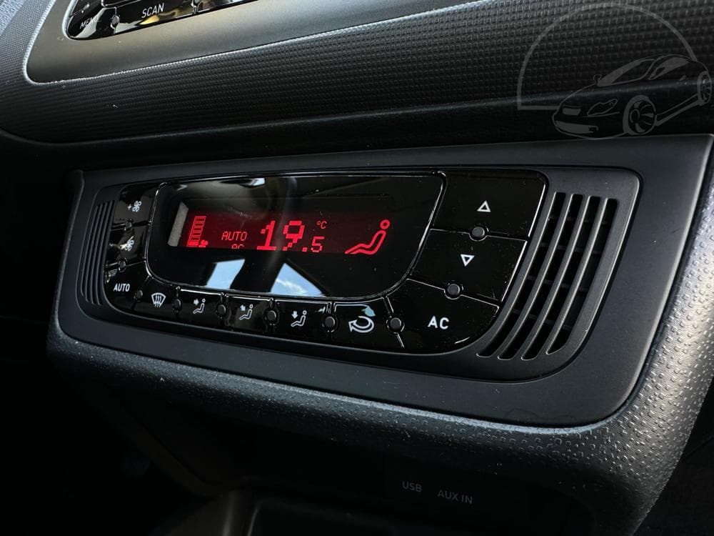2012 Seat IBIZA - 12