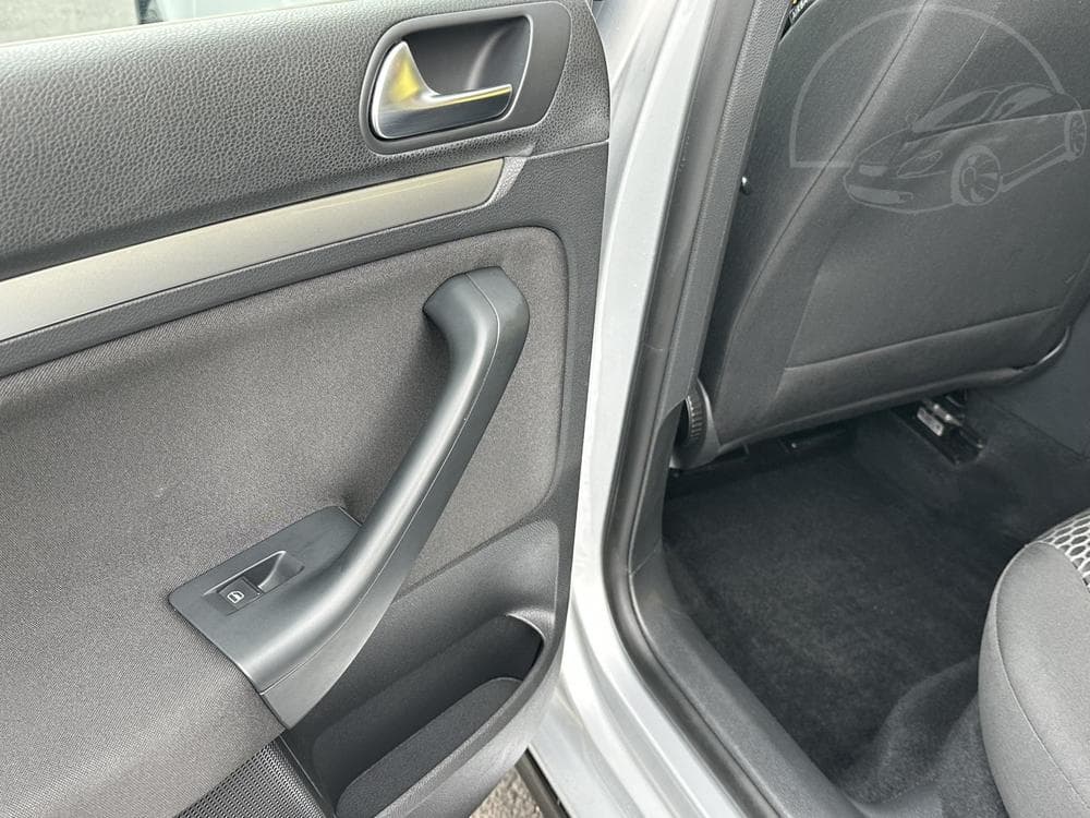 2012 Volkswagen GOLF - 18