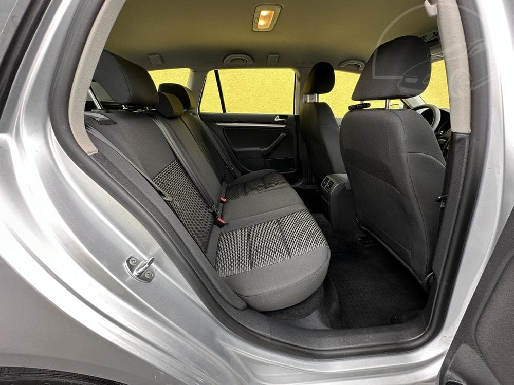 2012 Volkswagen GOLF - 19