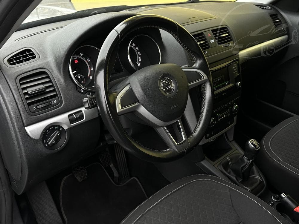 2015 Škoda YETI - 39