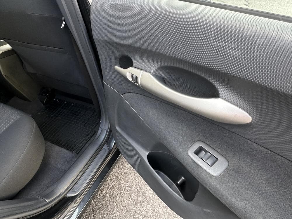 2008 Toyota Auris - 39