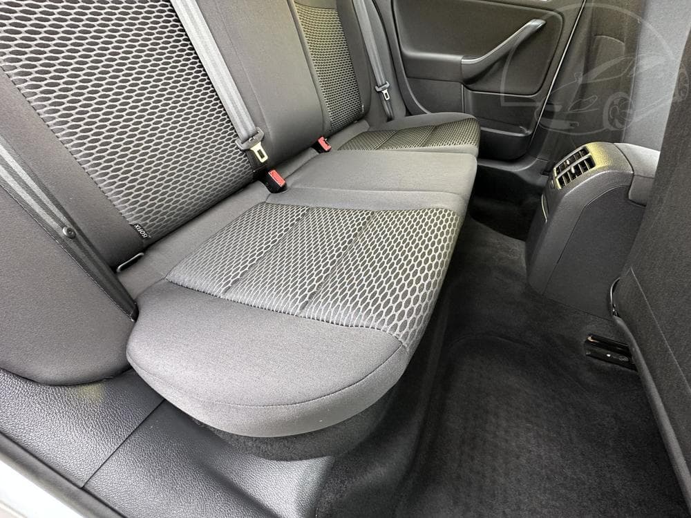 2012 Volkswagen GOLF - 20