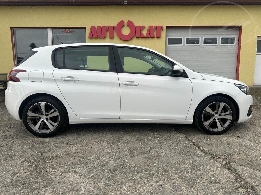 2018 Peugeot 308 - 3
