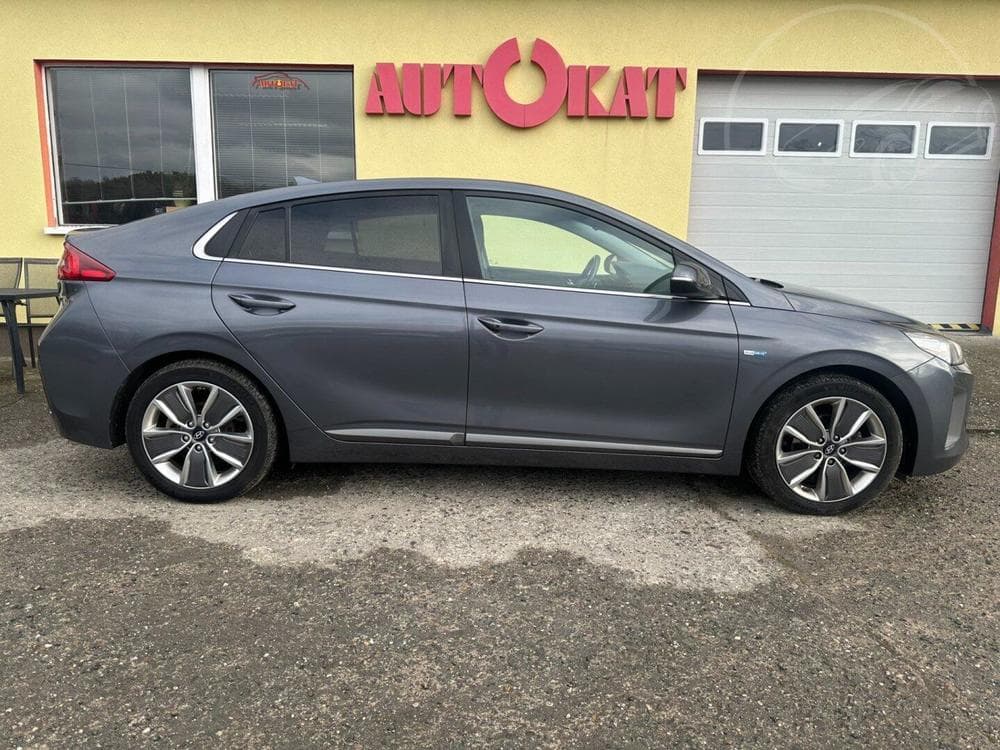 2018 Hyundai IONIQ - 5