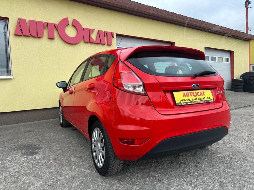 2016 Ford FIESTA - 17