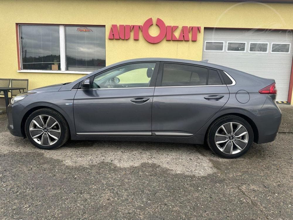 2018 Hyundai IONIQ - 21