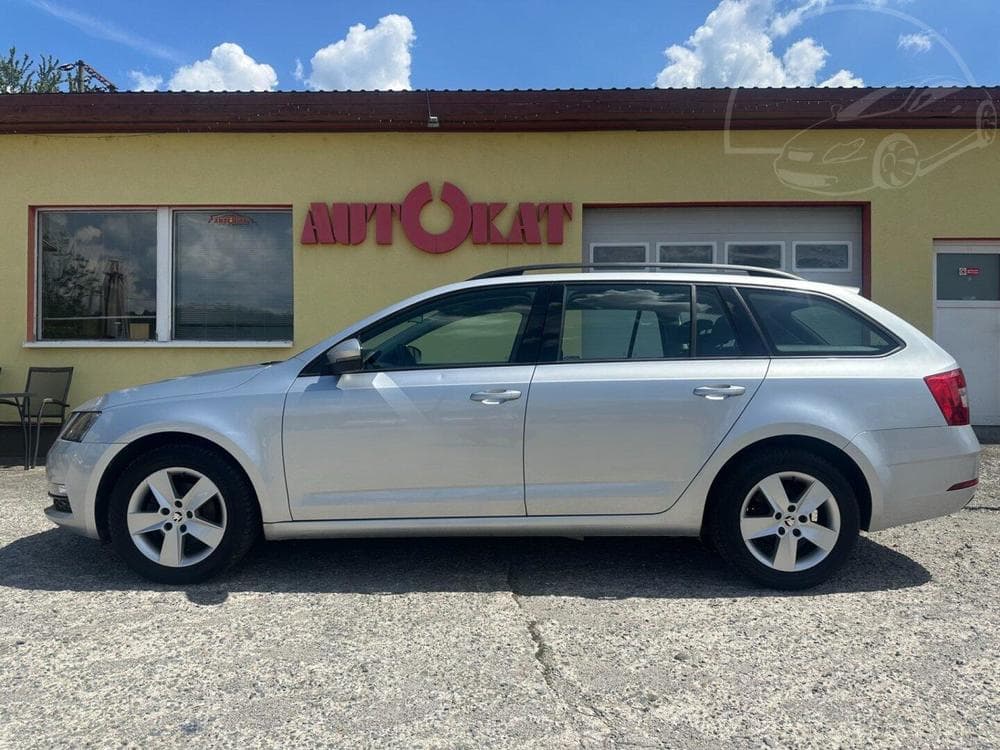 2018 Škoda OCTAVIA - 11