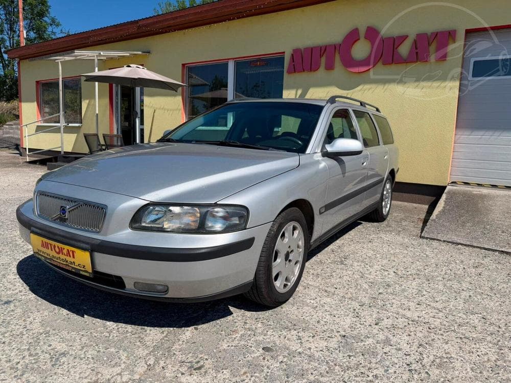 2002 Volvo V70 - 7