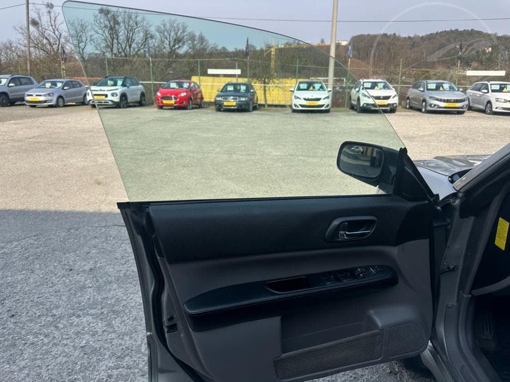 2005 Subaru FORESTER - 10