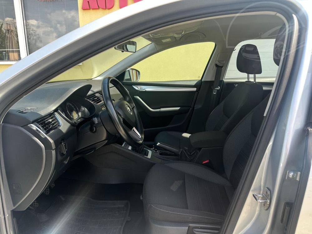 2018 Škoda OCTAVIA - 19