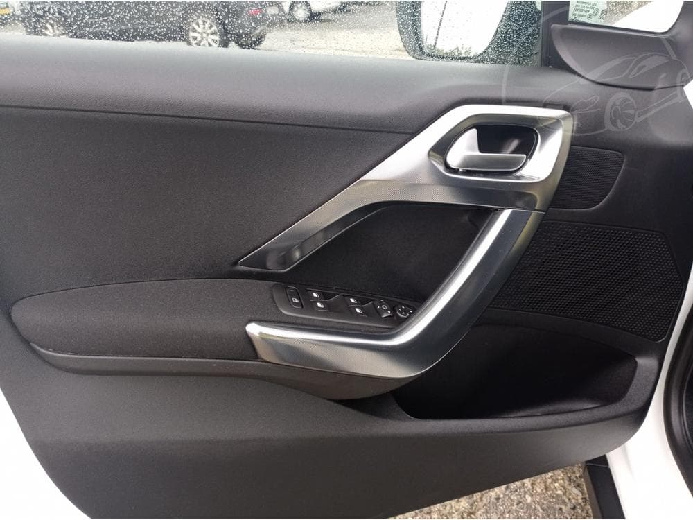 2018 Peugeot 2008 - 21
