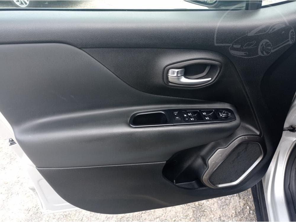 2018 Jeep Renegade - 11