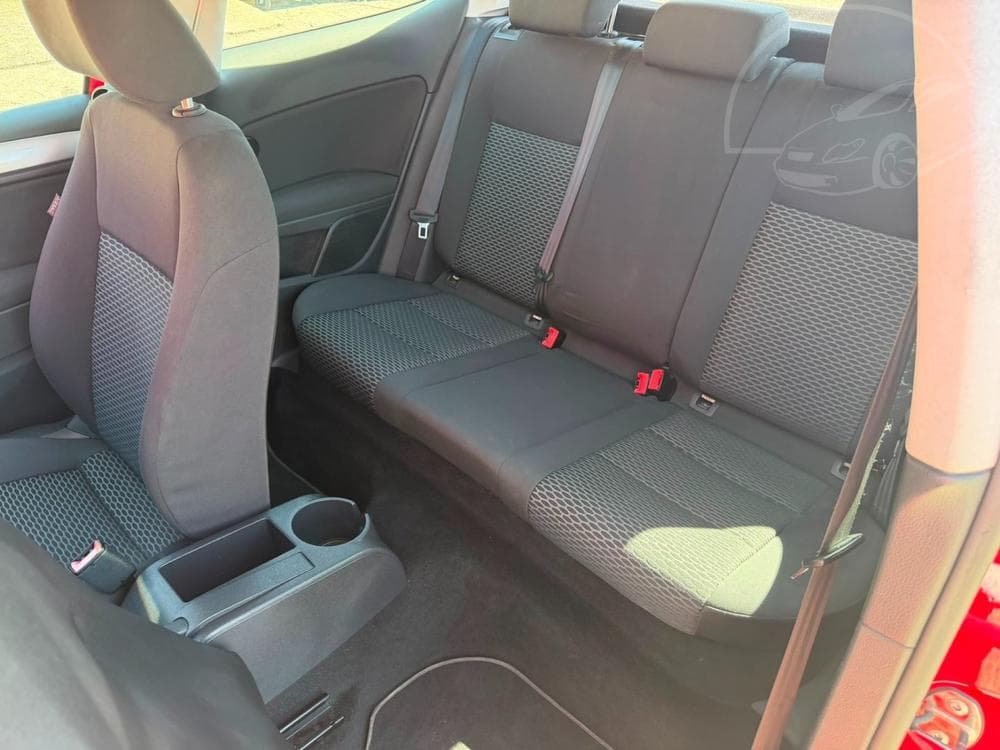 2010 Volkswagen GOLF - 11