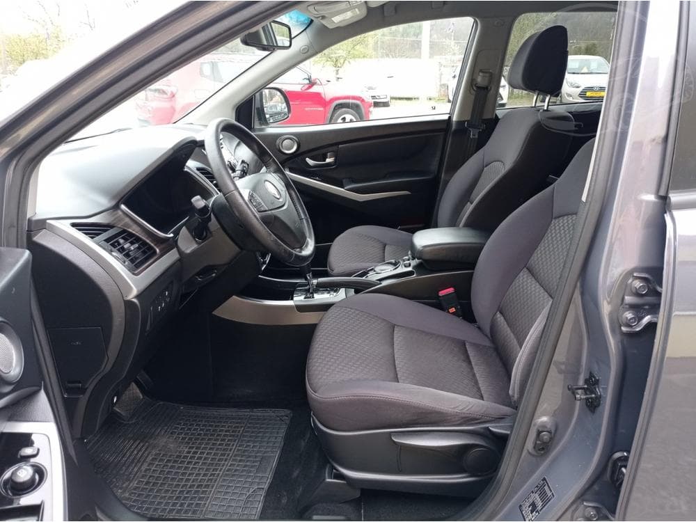 2015 SsangYong KORANDO - 12