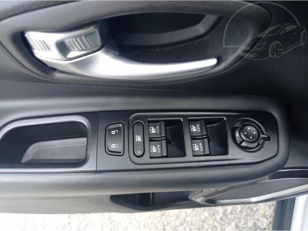 2018 Jeep Renegade - 12