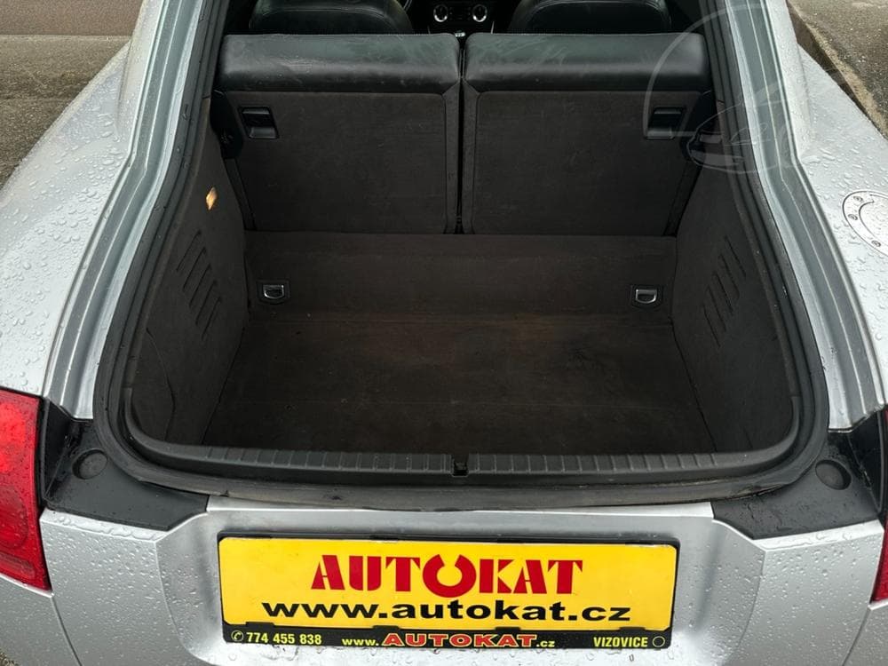 2000 Audi TT - 12