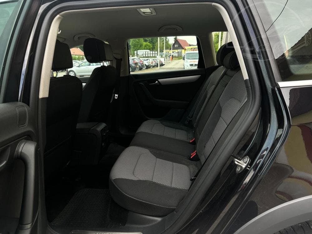 2014 Volkswagen PASSAT - 12