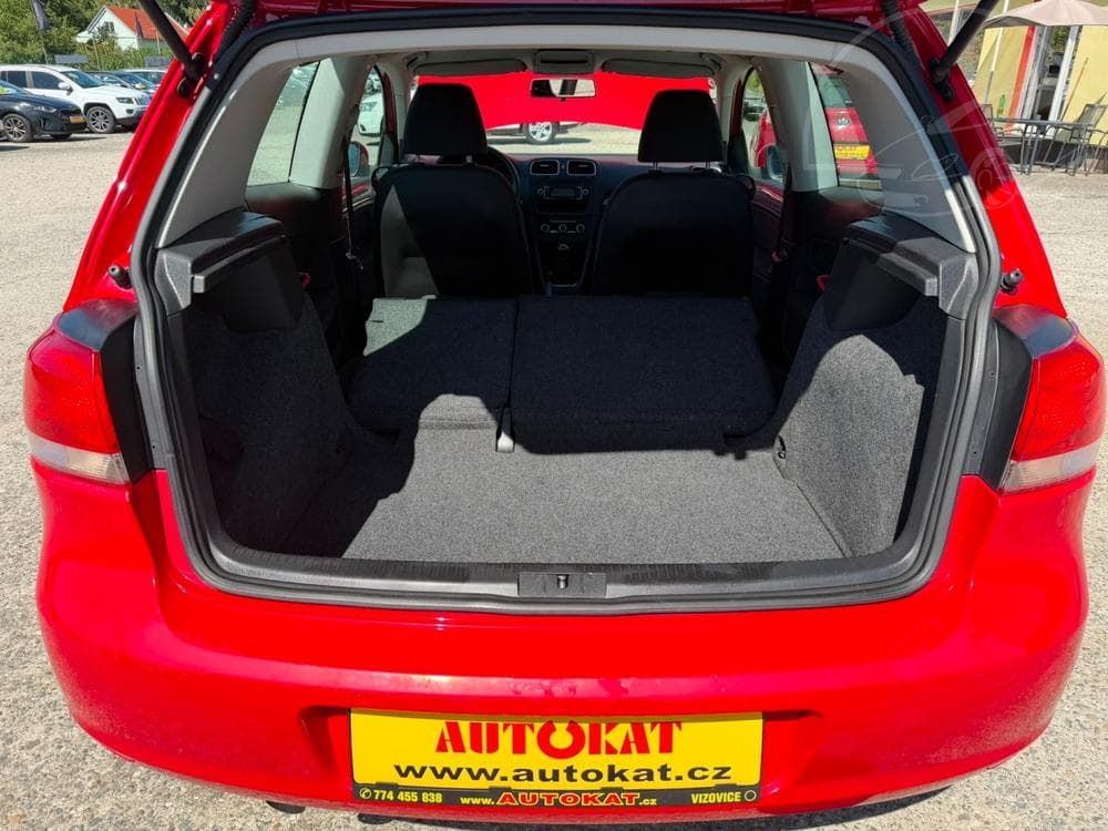 2010 Volkswagen GOLF - 13