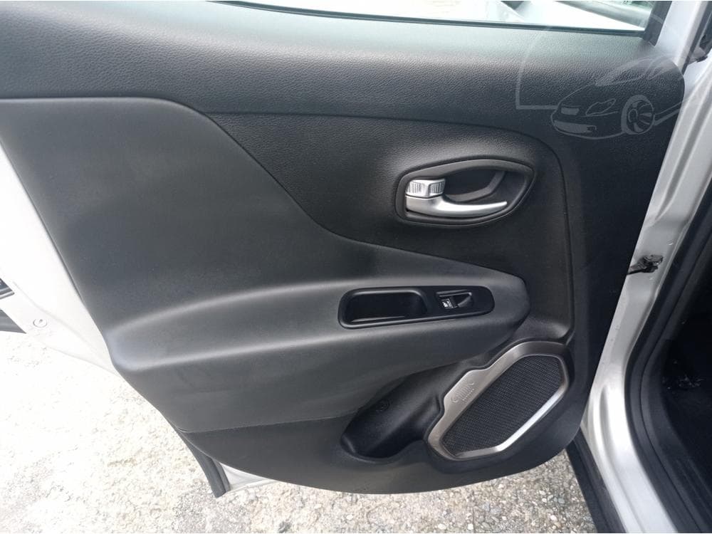 2018 Jeep Renegade - 14