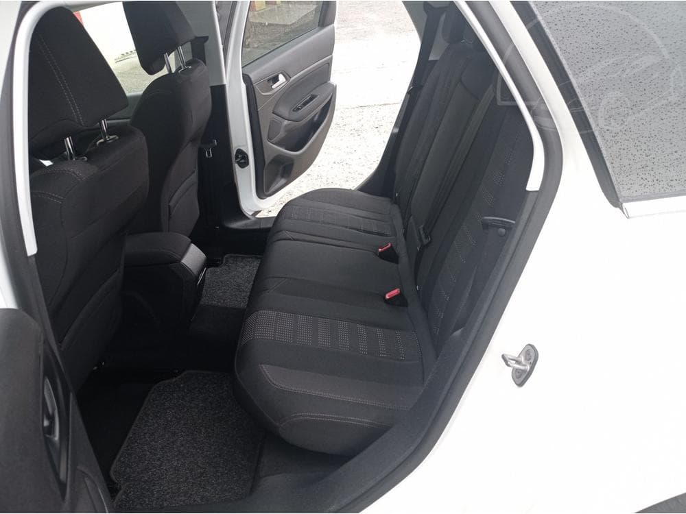 2016 Peugeot 308 - 14