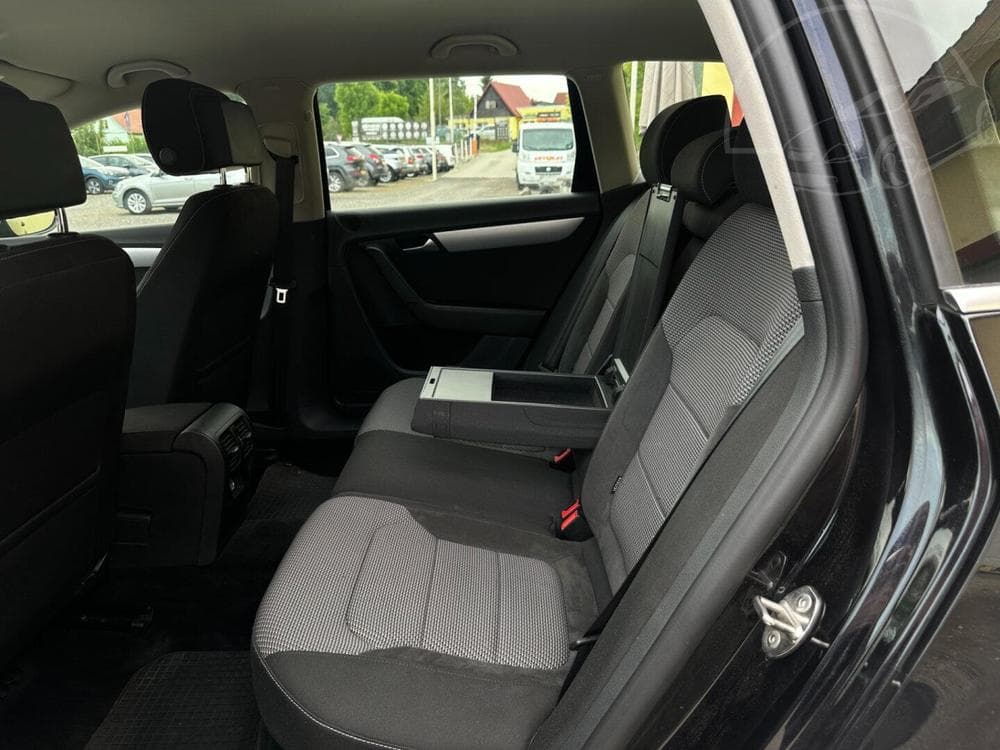 2014 Volkswagen PASSAT - 14